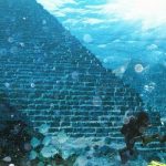 underwater-pyramid